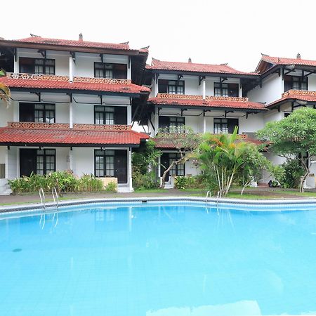 Hotel Oranjje Denpasar  Luaran gambar