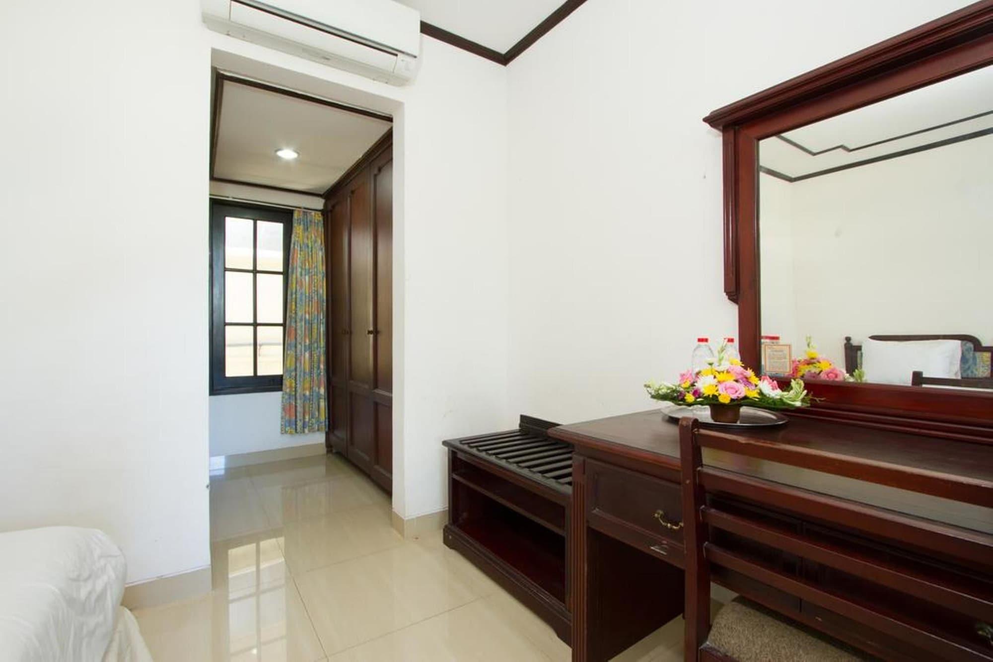 Hotel Oranjje Denpasar  Luaran gambar