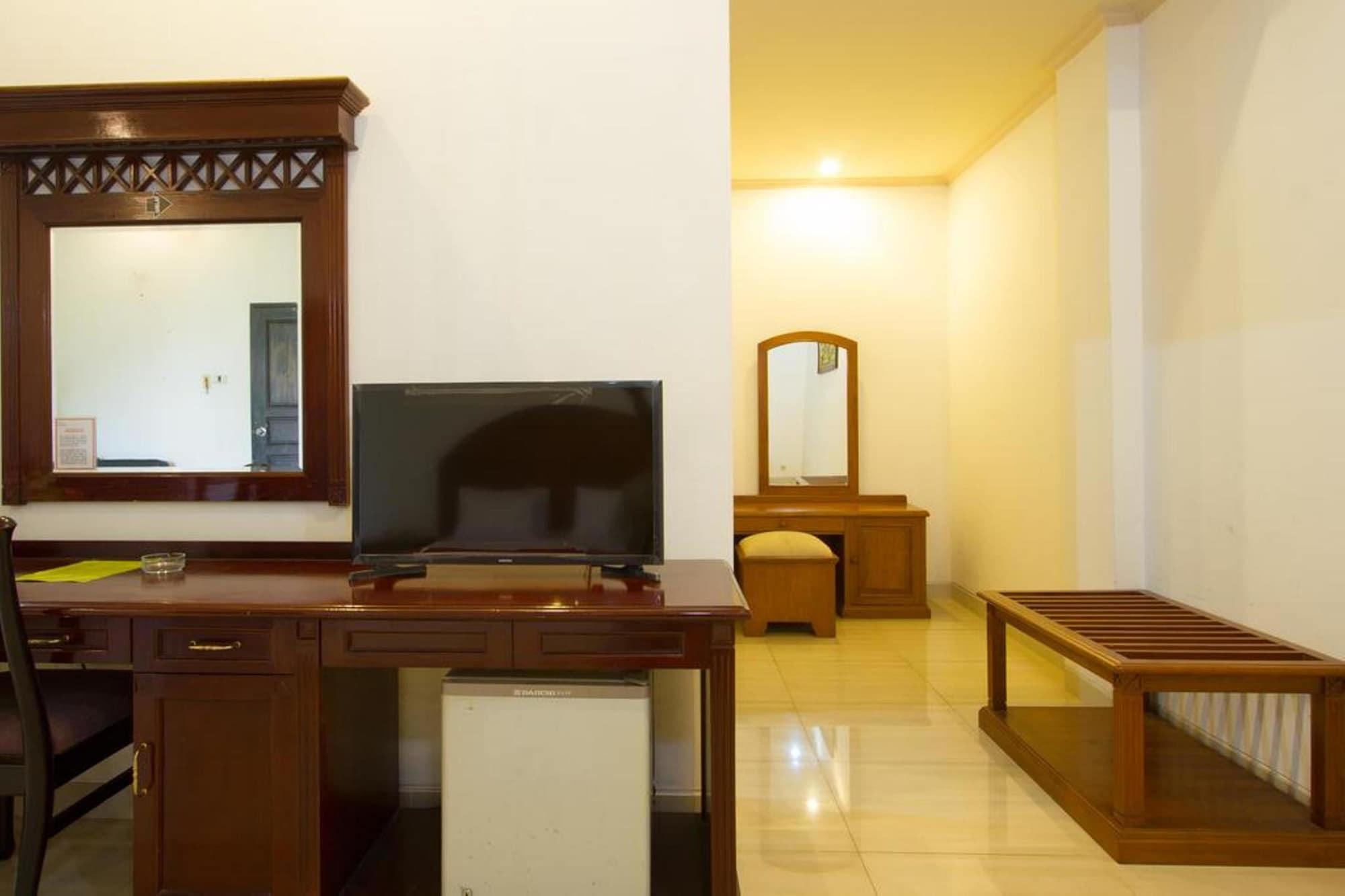 Hotel Oranjje Denpasar  Luaran gambar