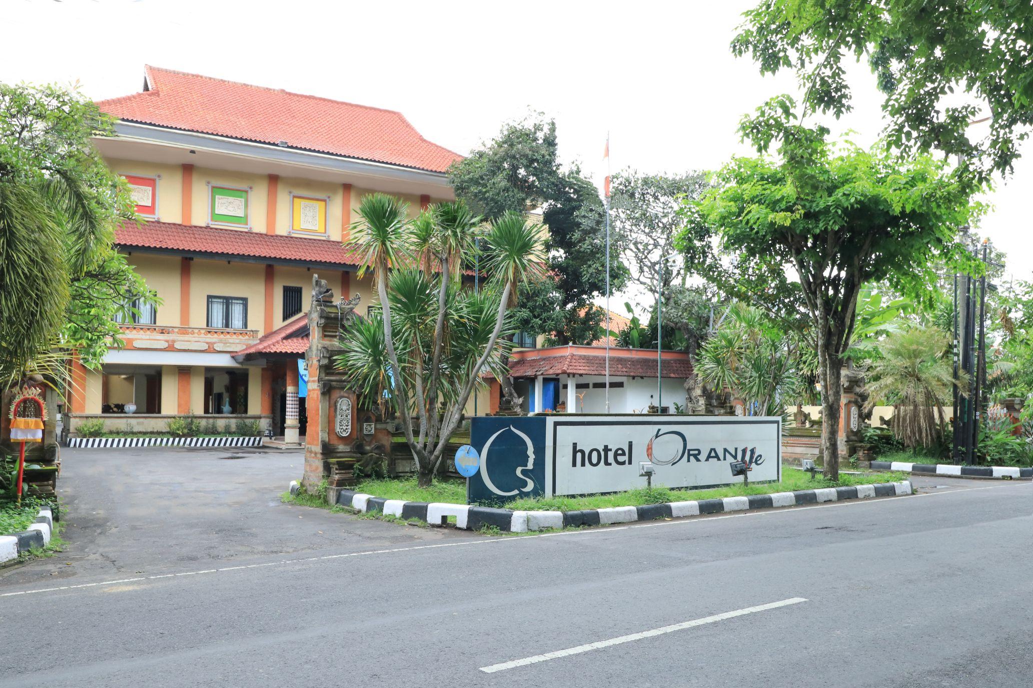 Hotel Oranjje Denpasar  Luaran gambar