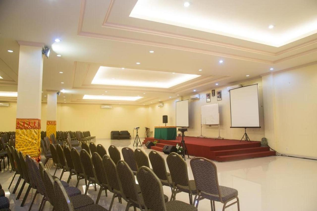 Hotel Oranjje Denpasar  Luaran gambar